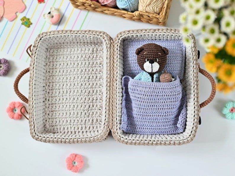 Bear in a suitcase crochet pattern