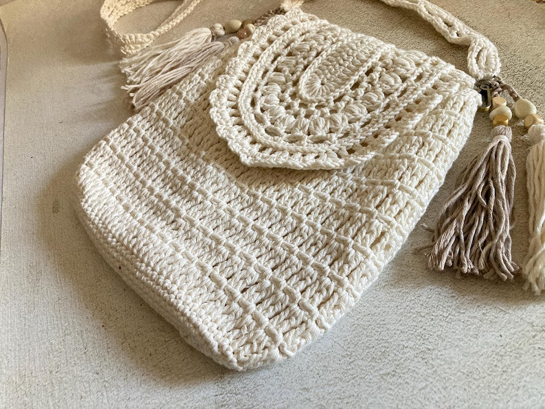 Lei Bag Crochet Pattern