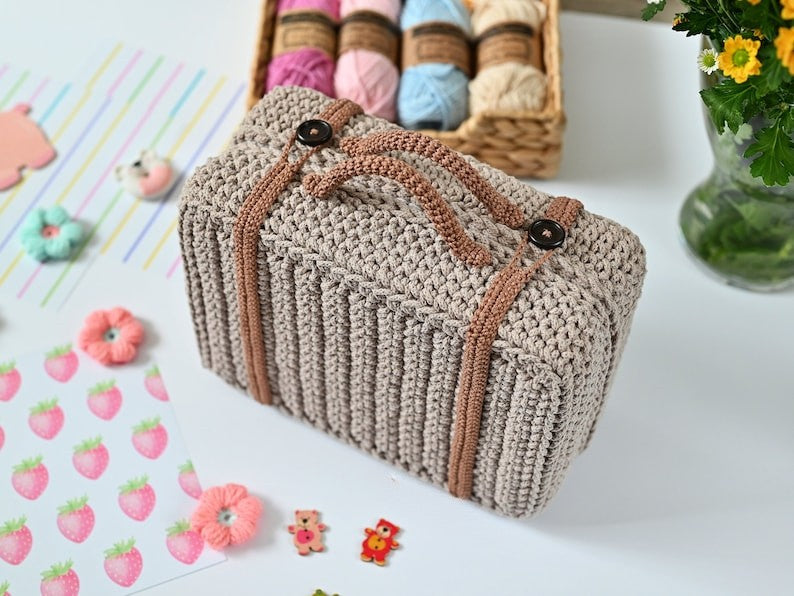 Bear in a suitcase crochet pattern