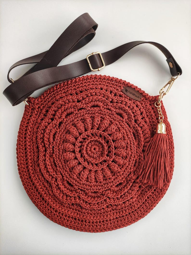Round crochet bag pattern