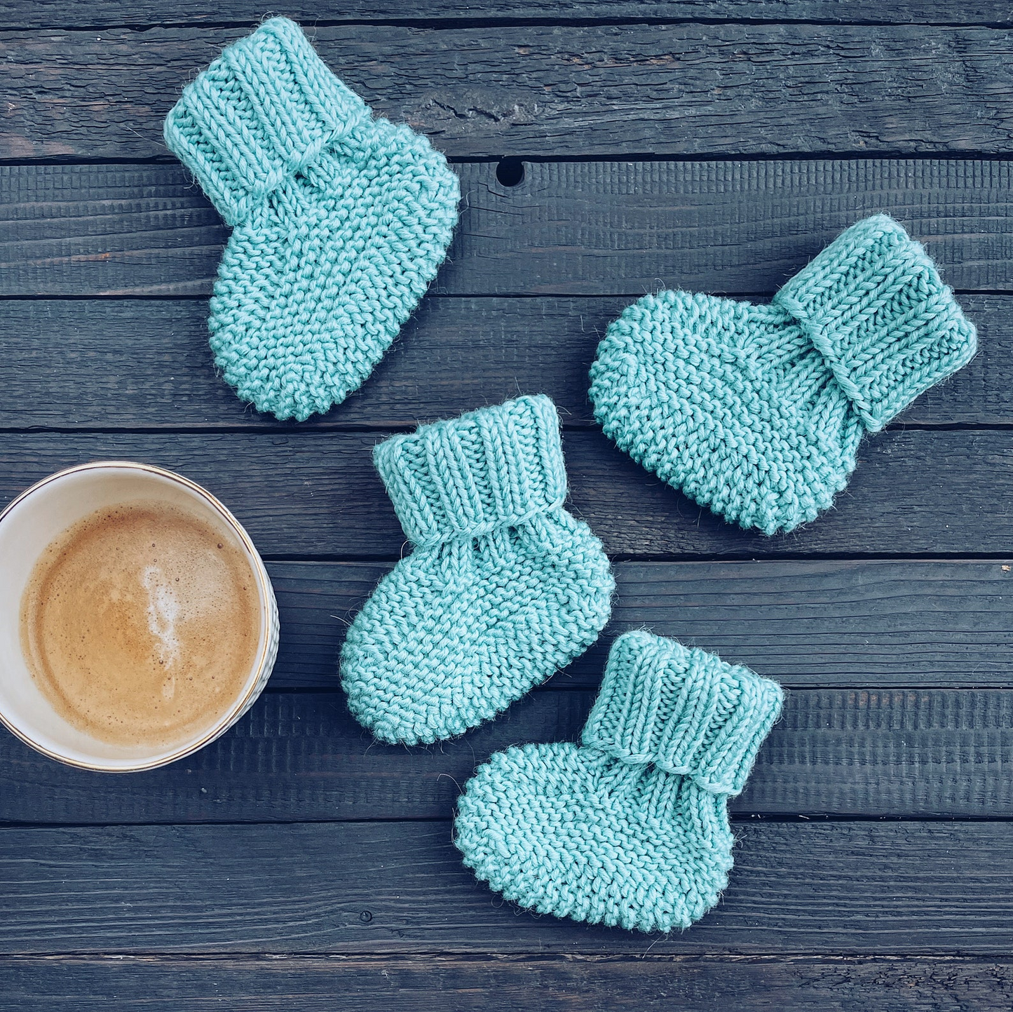 Baby Booties Knitting Pattern