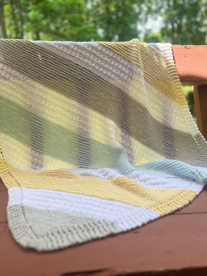 Hugs 'N Kisses Baby Blanket Knitting Pattern