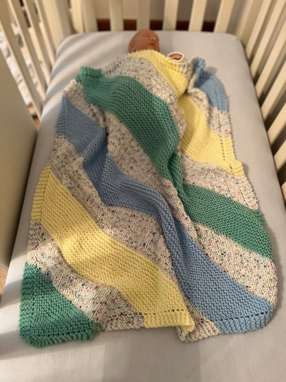 Hugs 'N Kisses Baby Blanket Knitting Pattern